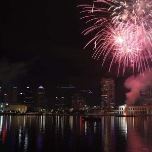 Meet your Posher, Lopez